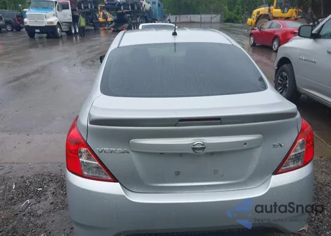 2019 Nissan Versa S/S Plus/Sv z USA, uszkodzony, nr VIN 3N1CN7AP2KL868707